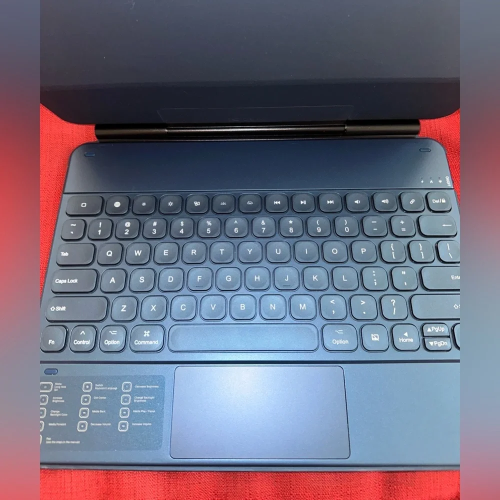 Typecase Edge Magnetic Keyboard Case